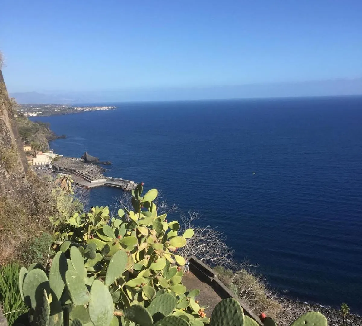 La Scogliera - Apartment Stazzo 0*,  Ιταλία